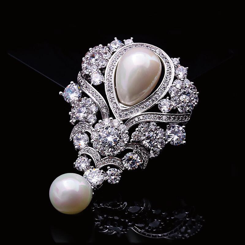 Wedding Pearl brooch