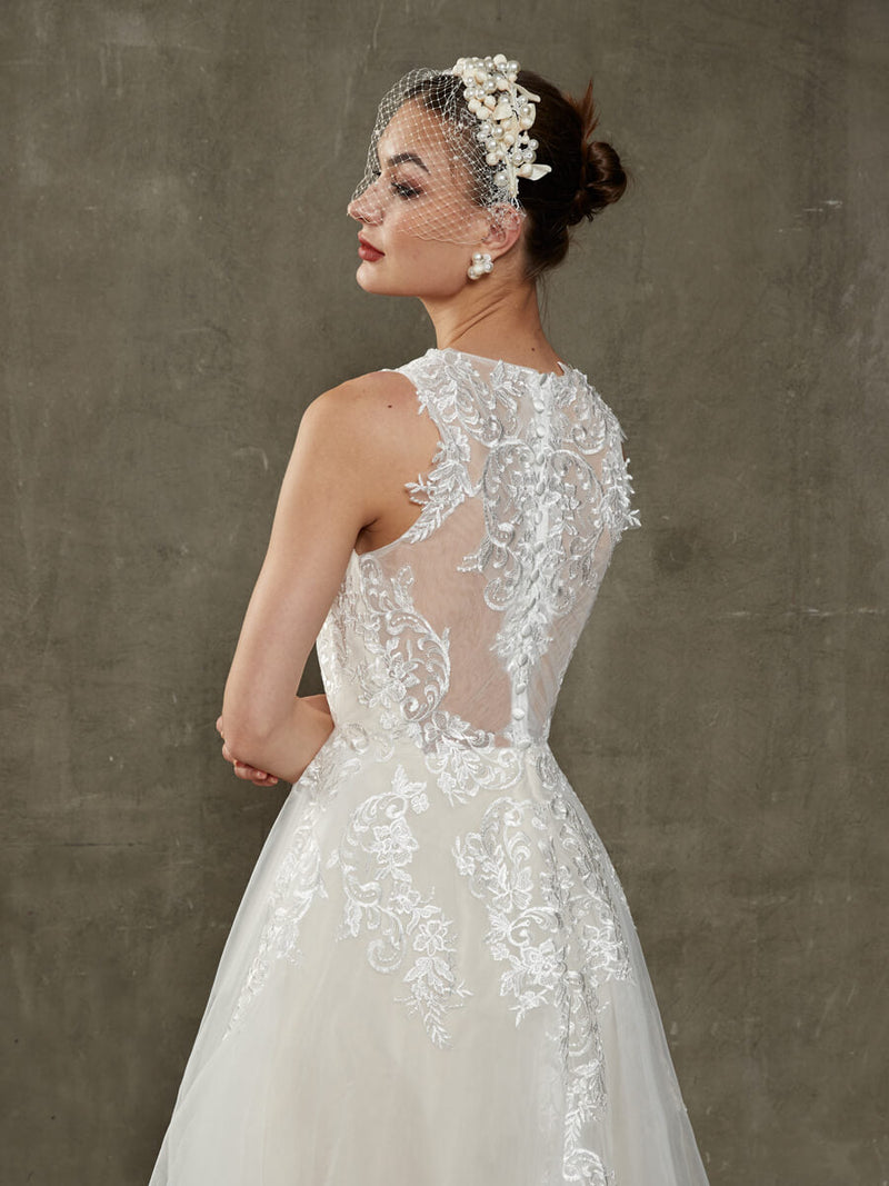  Diamond White Champagne Illusion Sweetheart Sleeveless Lace Wedding Dress Melrose